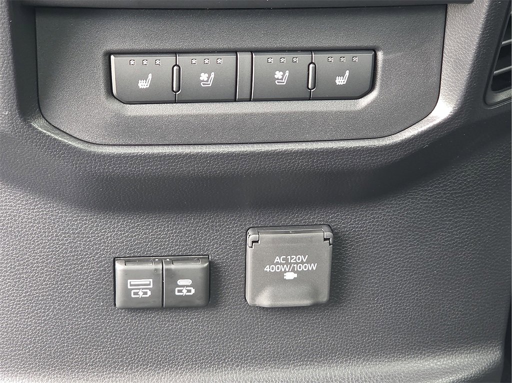 New 2026 Toyota Tundra Platinum image 14