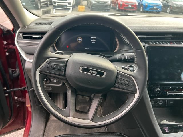 Used 2023 Jeep Grand Cherokee L Limited w/ Luxury Tech Group II AWD/4WD image 16