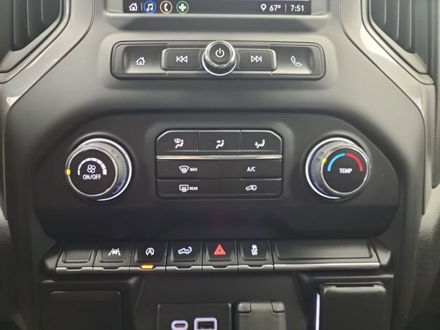 Used 2022 Chevrolet Silverado 1500 Custom image 25