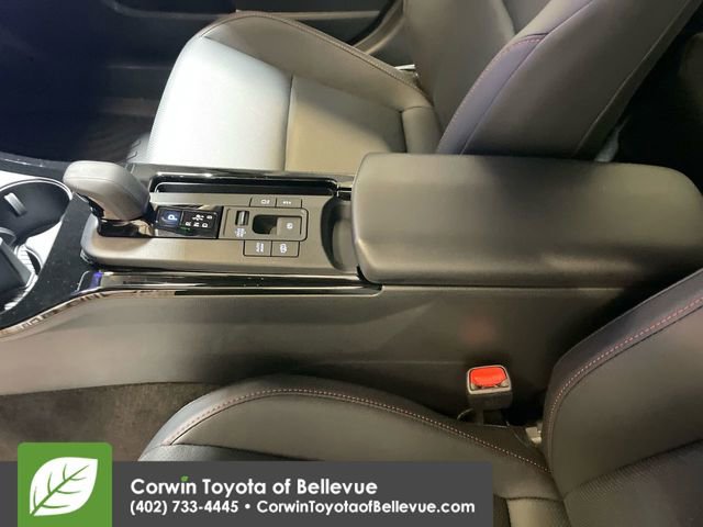 New 2026 Toyota Prius Plug-In Hybrid FWD image 18