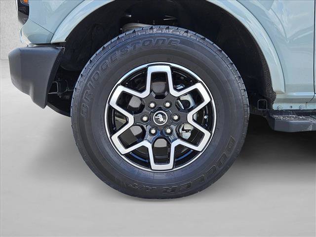 Used 2024 Ford Bronco Outer Banks AWD/4WD image 21
