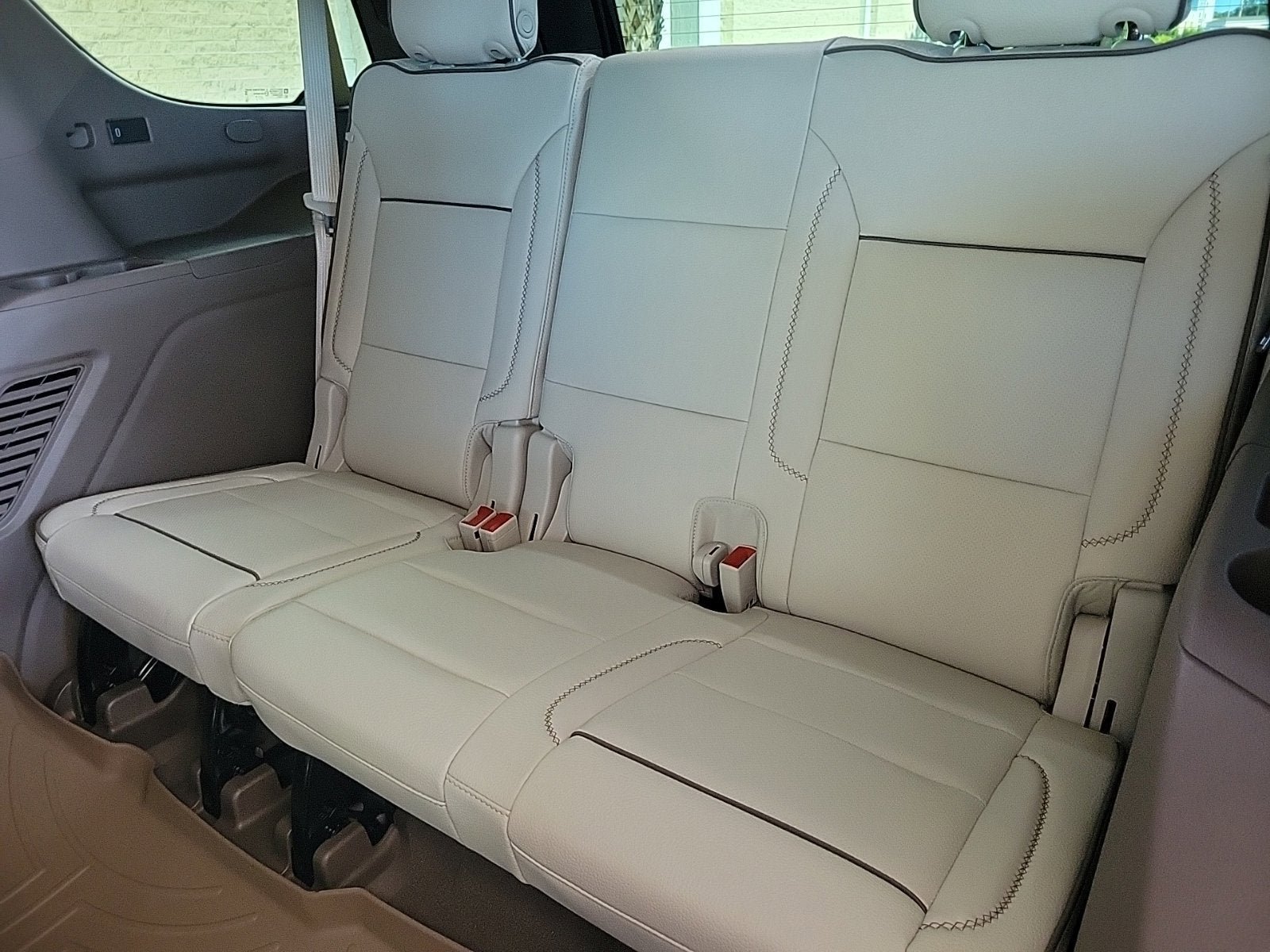 Used 2026 GMC Yukon Denali w/ Denali Reserve Package RWD image 18