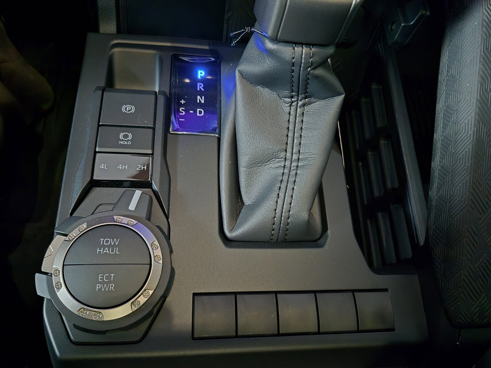 New 2026 Toyota Tacoma SR5 image 33