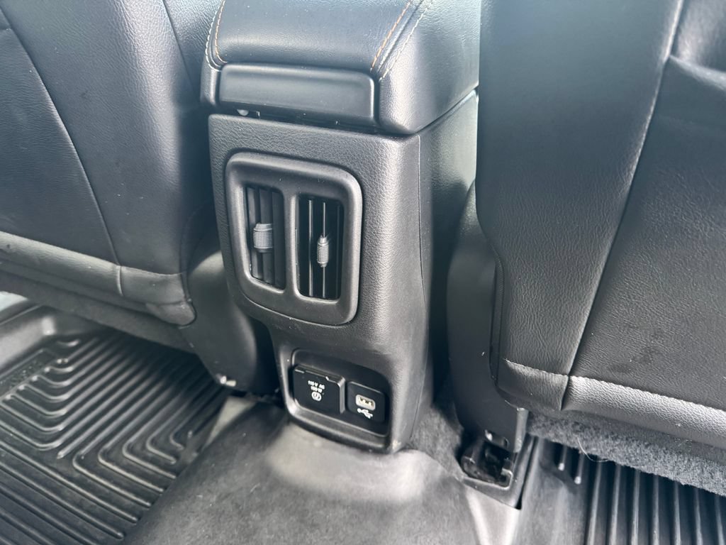 Used 2018 Jeep Compass Latitude w/ Popular Equipment Group AWD/4WD image 15
