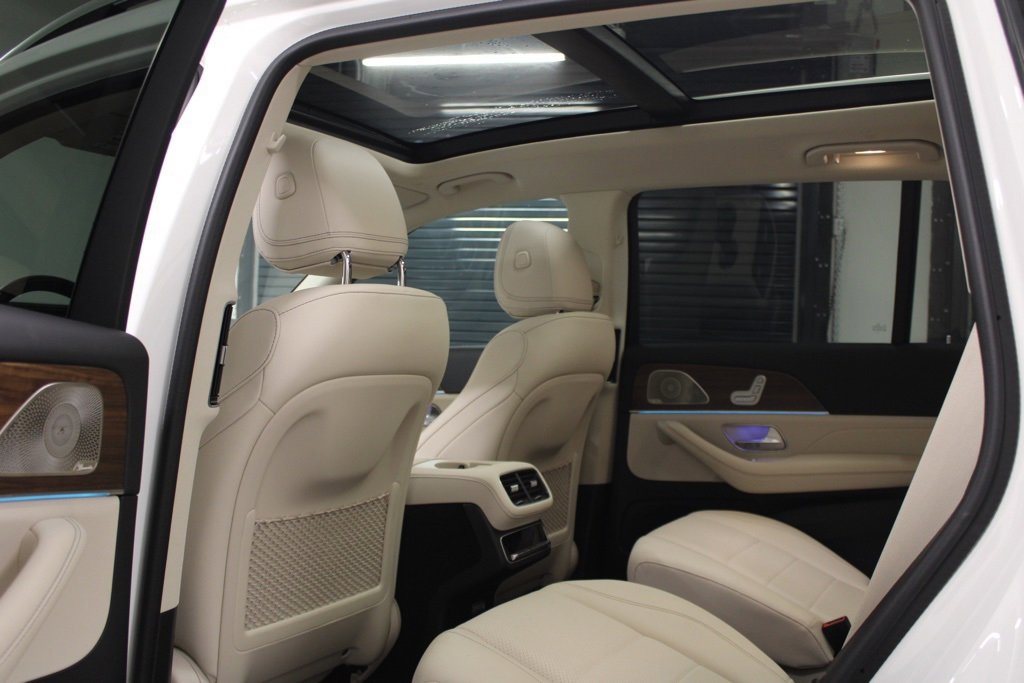 Certified 2025 Mercedes-Benz GLS 450 4MATIC image 44