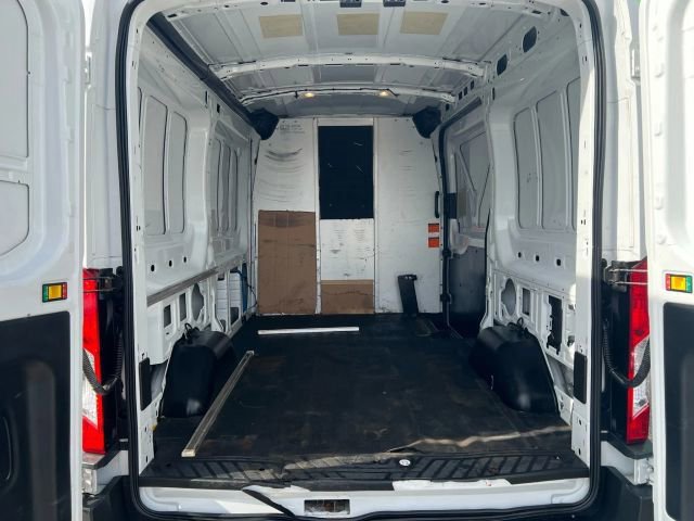 Used 2016 Ford Transit 250 130 Medium Roof image 12