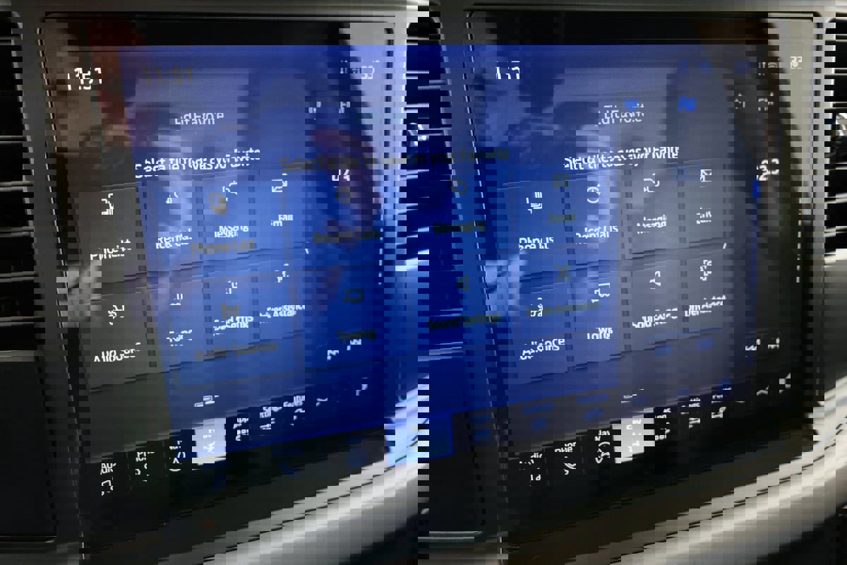 Used 2024 Ford F150 XL w/ Equipment Group 103A High AWD/4WD image 29