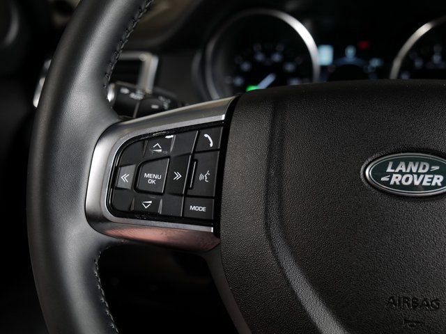 Used 2017 Land Rover Discovery Sport HSE Luxury image 21