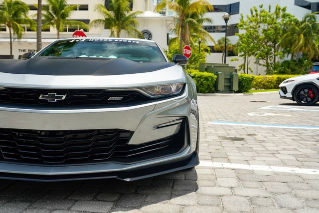 Used 2023 Chevrolet Camaro SS RWD image 8