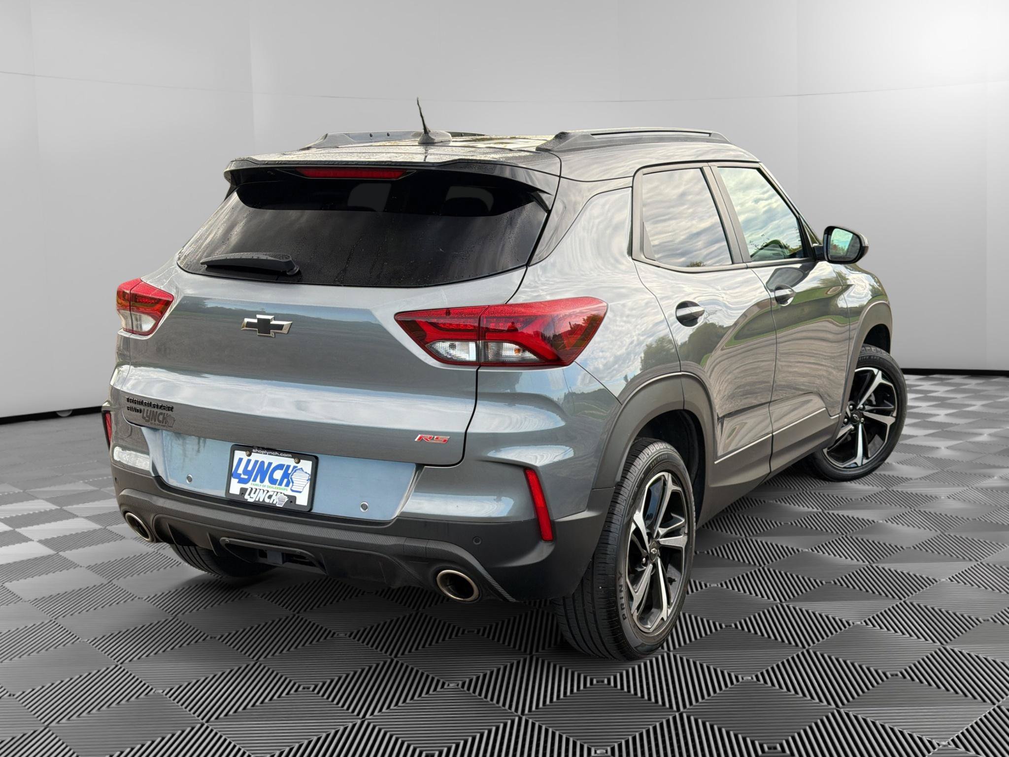 Used 2021 Chevrolet TrailBlazer RS w/ Sun and Liftgate Package AWD/4WD image 4