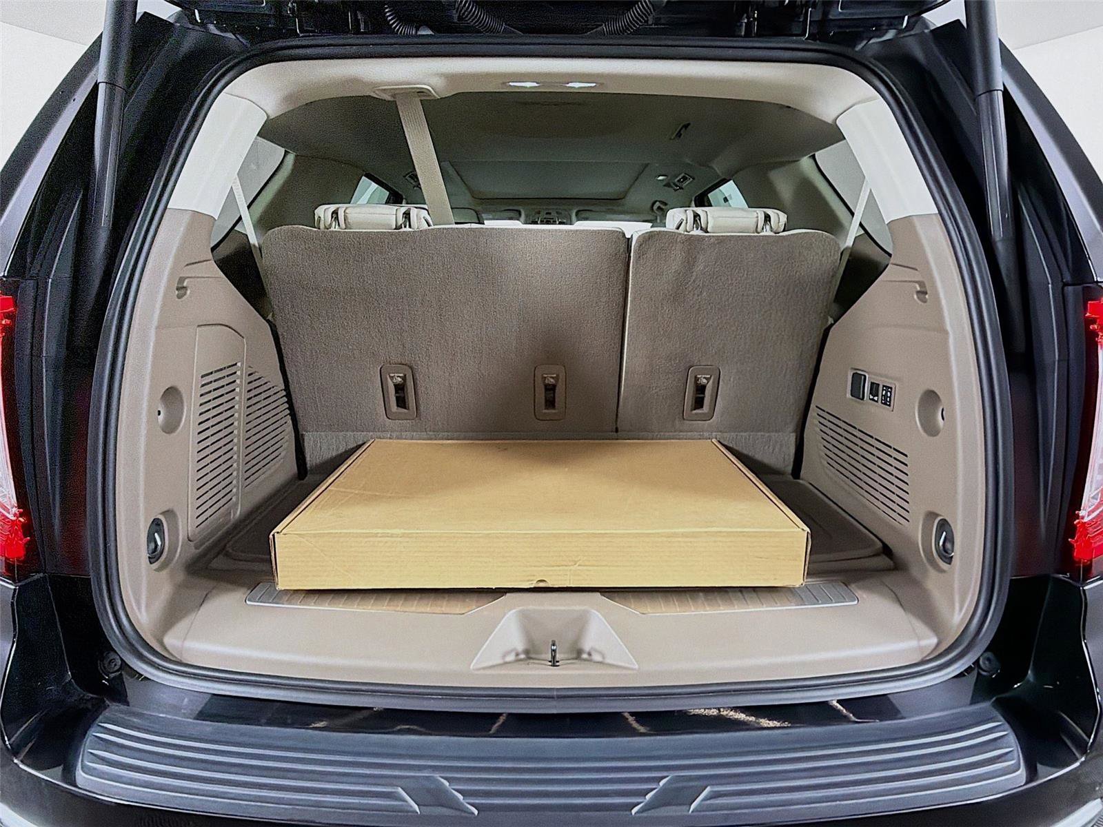 Used 2021 GMC Yukon Denali w/ Denali Ultimate Package image 29