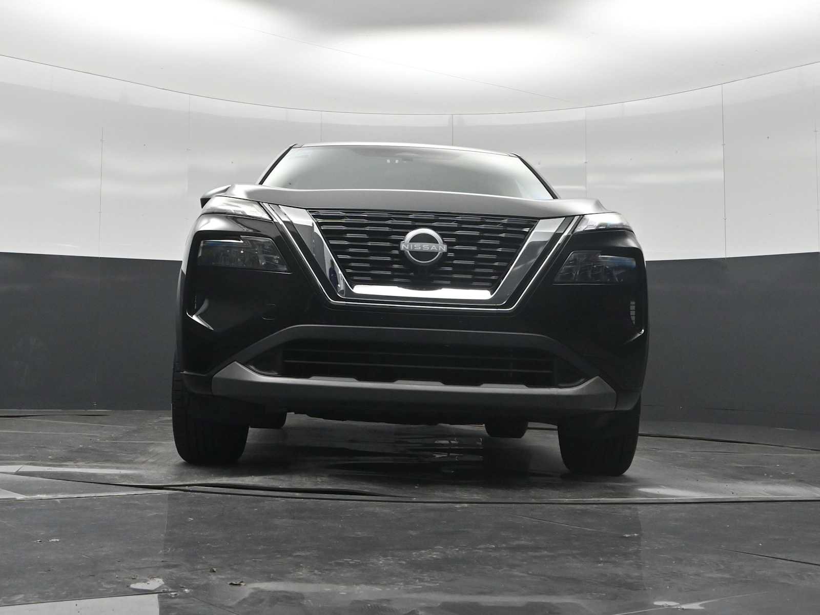 Used 2023 Nissan Rogue SV AWD/4WD image 29
