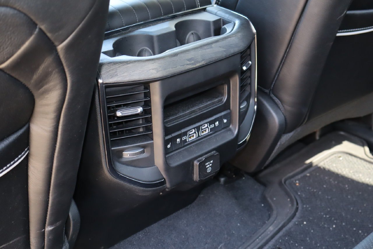 Used 2025 RAM 1500 Limited AWD/4WD image 19