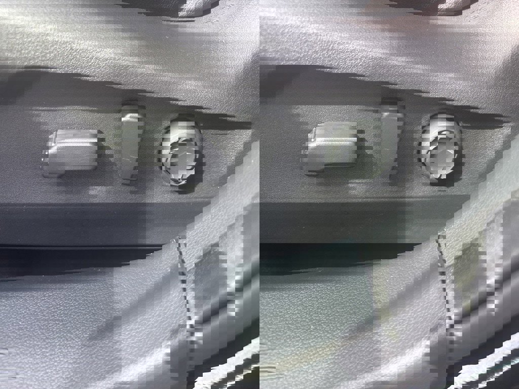 New 2025 Subaru Outback Touring XT image 21