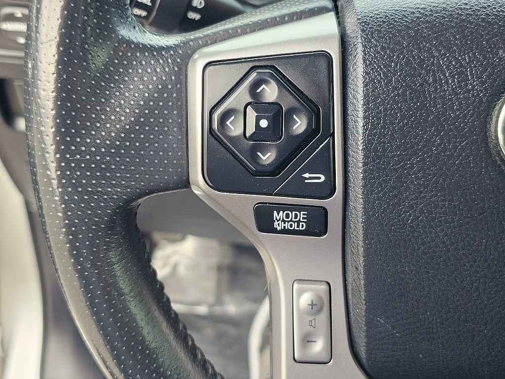 Used 2016 Toyota 4Runner SR5 Premium image 32