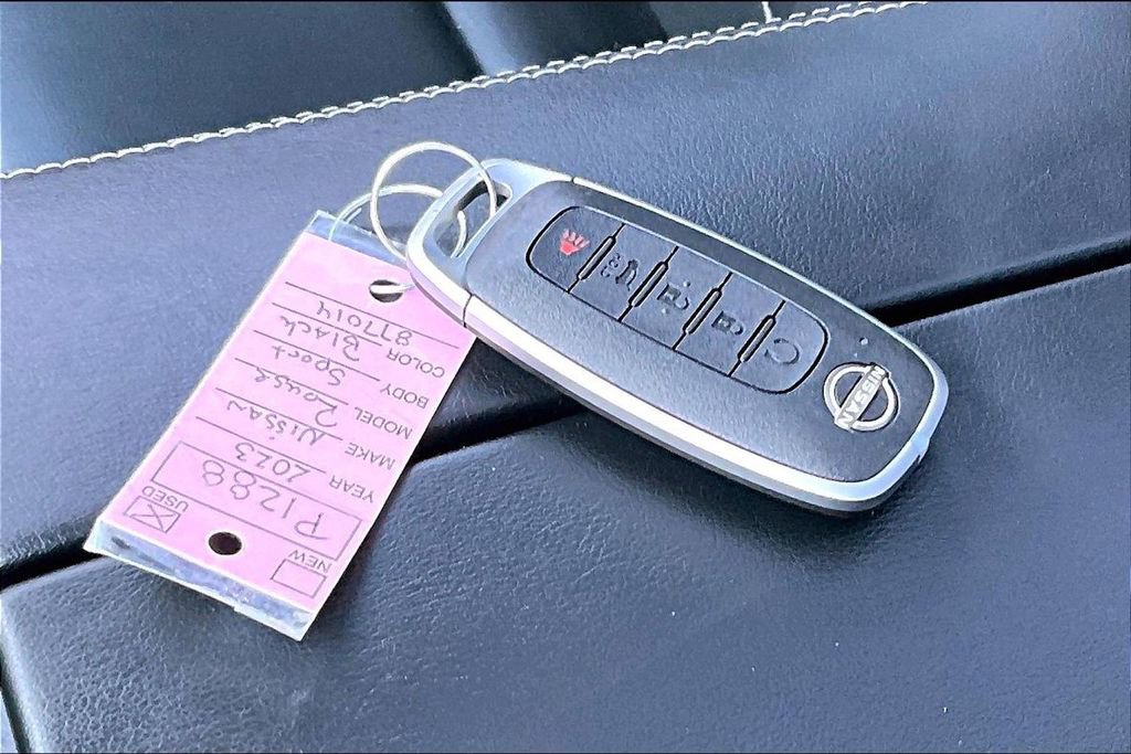 Used 2023 Nissan Rogue SL w/ SL Premium Package image 10