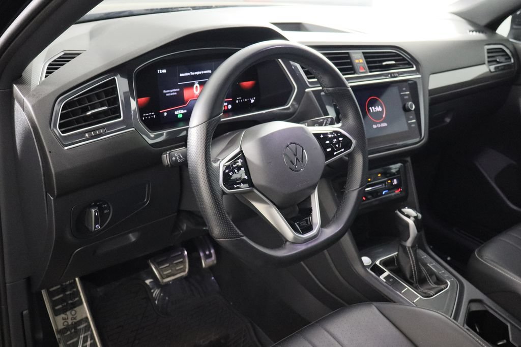 Used 2023 Volkswagen Tiguan SE R-Line FWD image 19