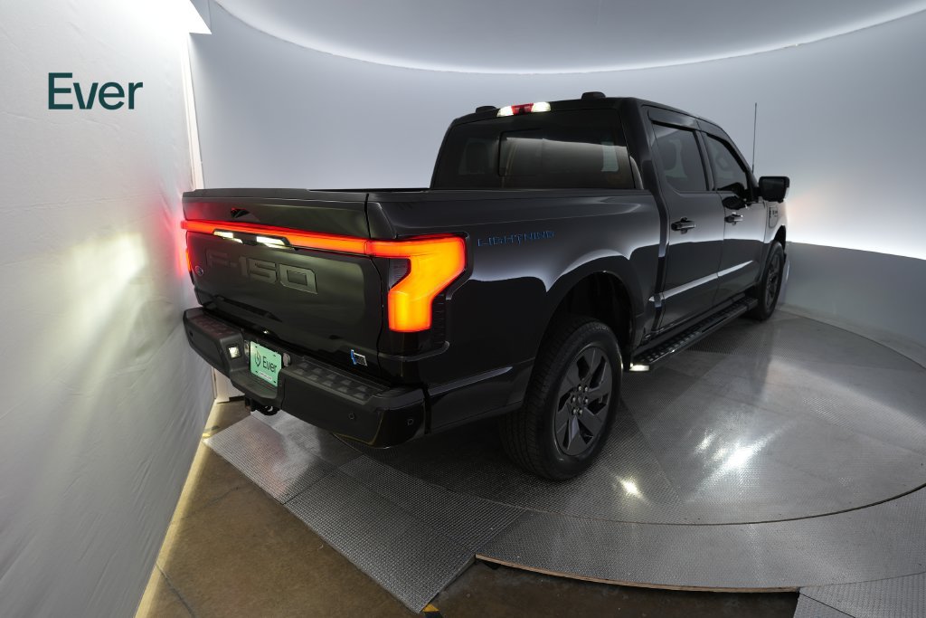 Used 2023 Ford F150 Lightning Lariat AWD/4WD image 3