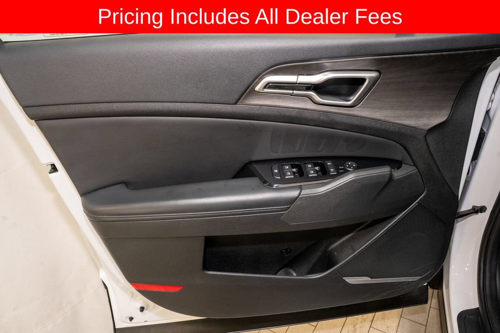 Certified 2023 Kia Sportage X-Line w/ X-Line Premium Package AWD/4WD image 13