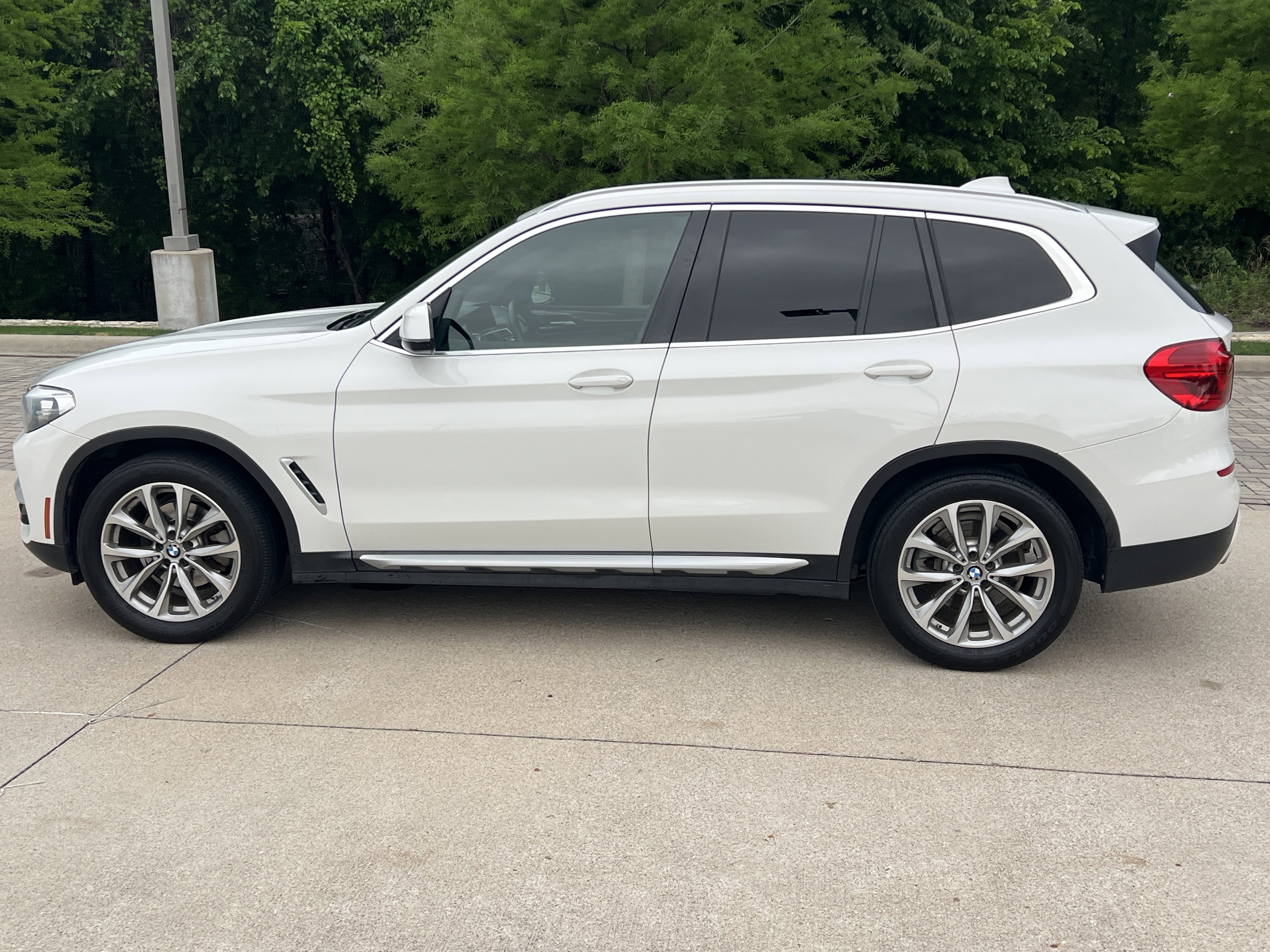 Used 2019 BMW X3 xDrive30i w/ Driving Assistance Package image 7