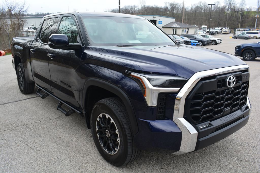 Used 2022 Toyota Tundra SR5 w/ TRD Off-Road Premium Package image 4