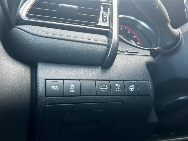 Used 2020 Toyota Camry XSE image 31