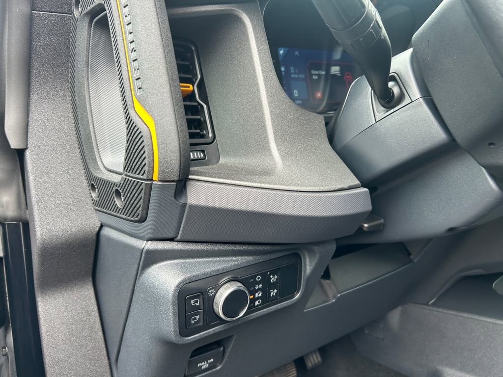 Used 2024 Ford Bronco Badlands image 21
