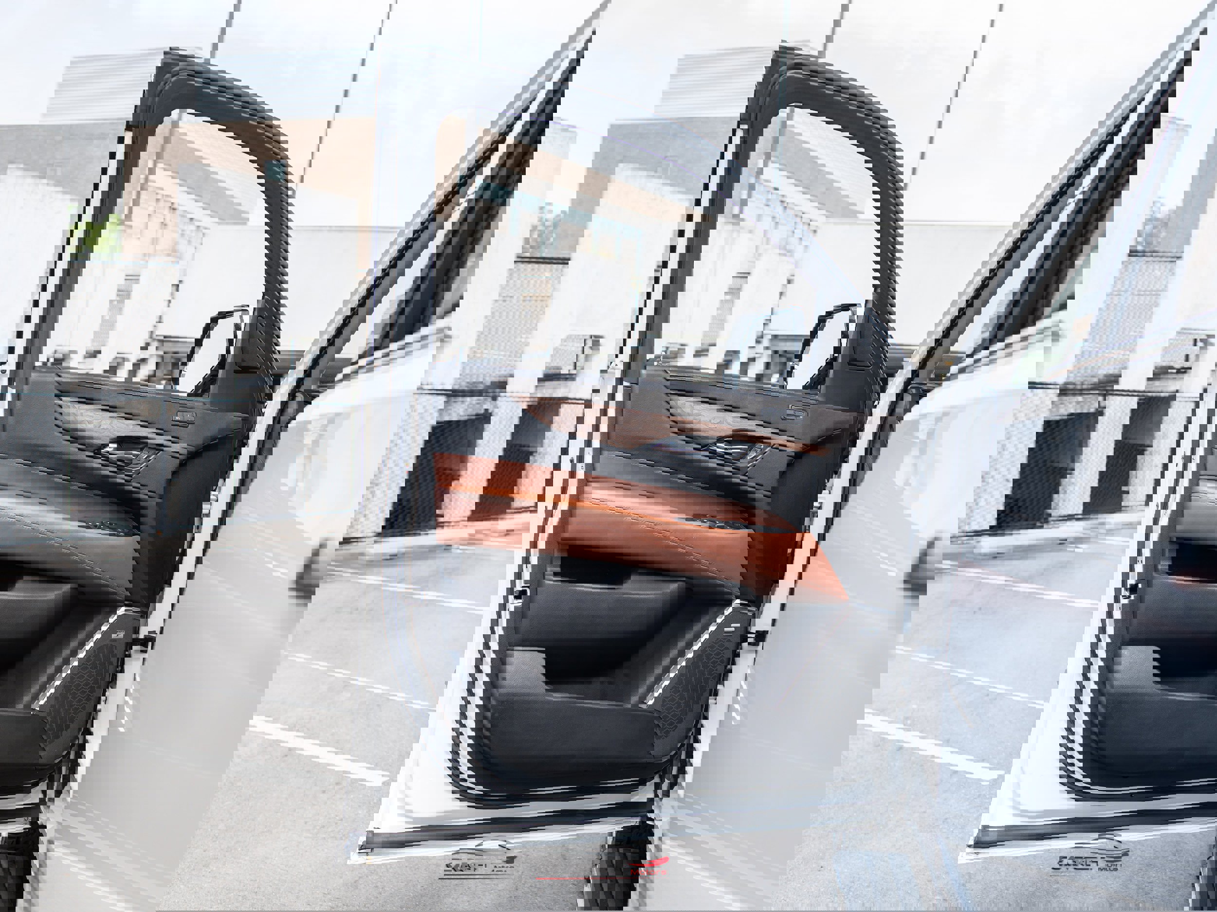 Used 2020 Cadillac Escalade ESV Premium Luxury image 42