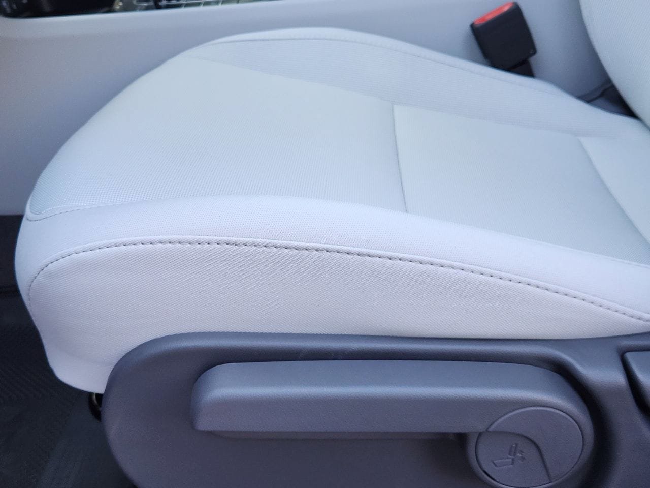 New 2026 Hyundai Kona SEL Sport FWD image 23