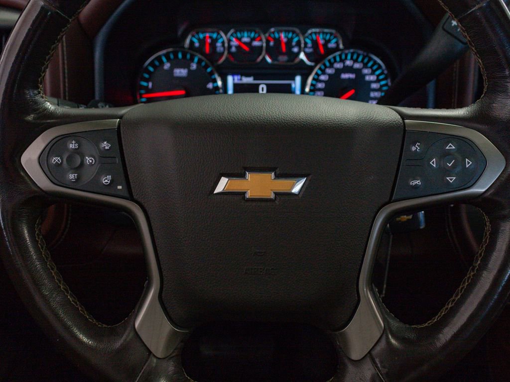 Used 2018 Chevrolet Silverado 2500 High Country w/ Duramax Plus Package AWD/4WD image 16