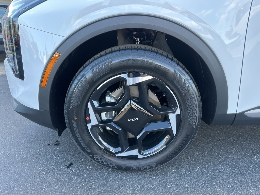 New 2026 Kia Sportage EX image 12