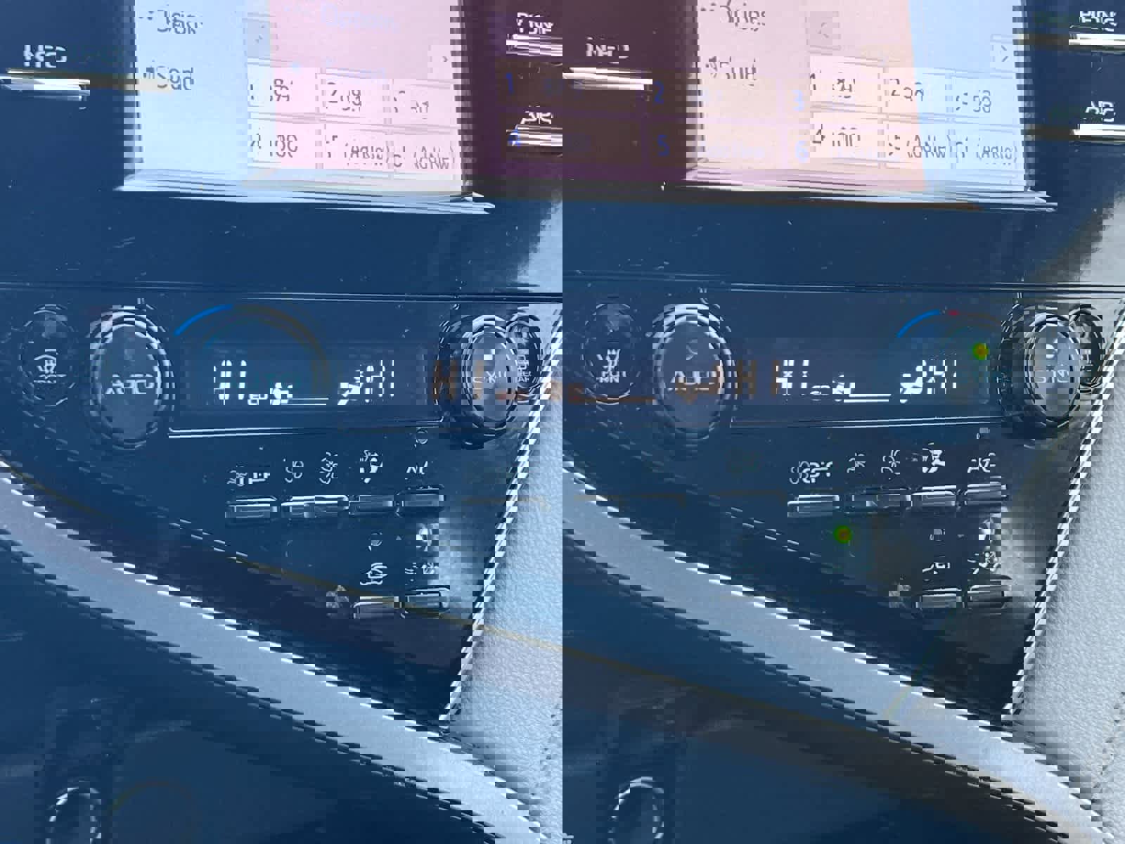 Used 2018 Toyota Camry LE image 20