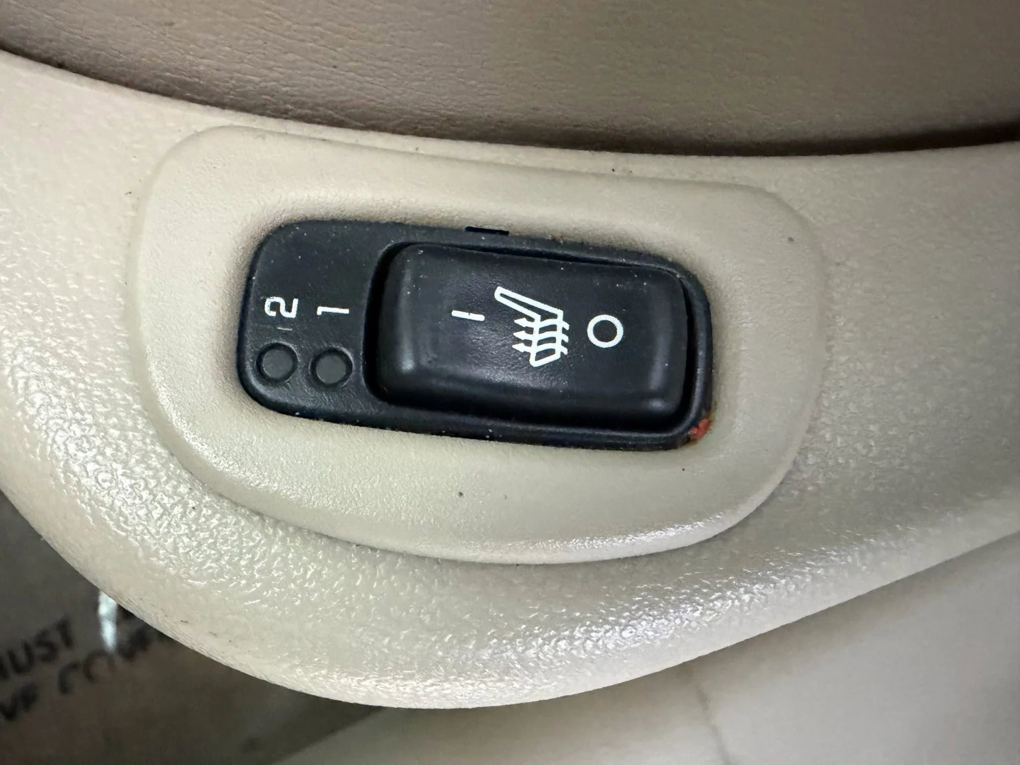 Used 2005 Chevrolet Malibu LT w/ Preferred Equipment Group image 13