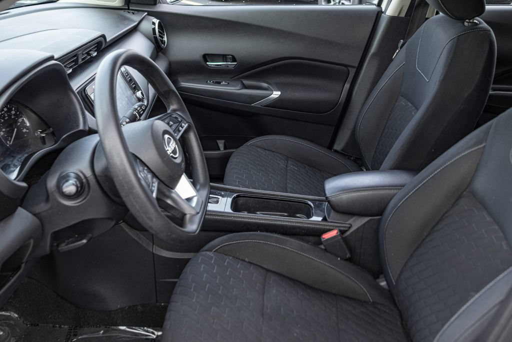 Used 2022 Nissan Kicks SV FWD image 14