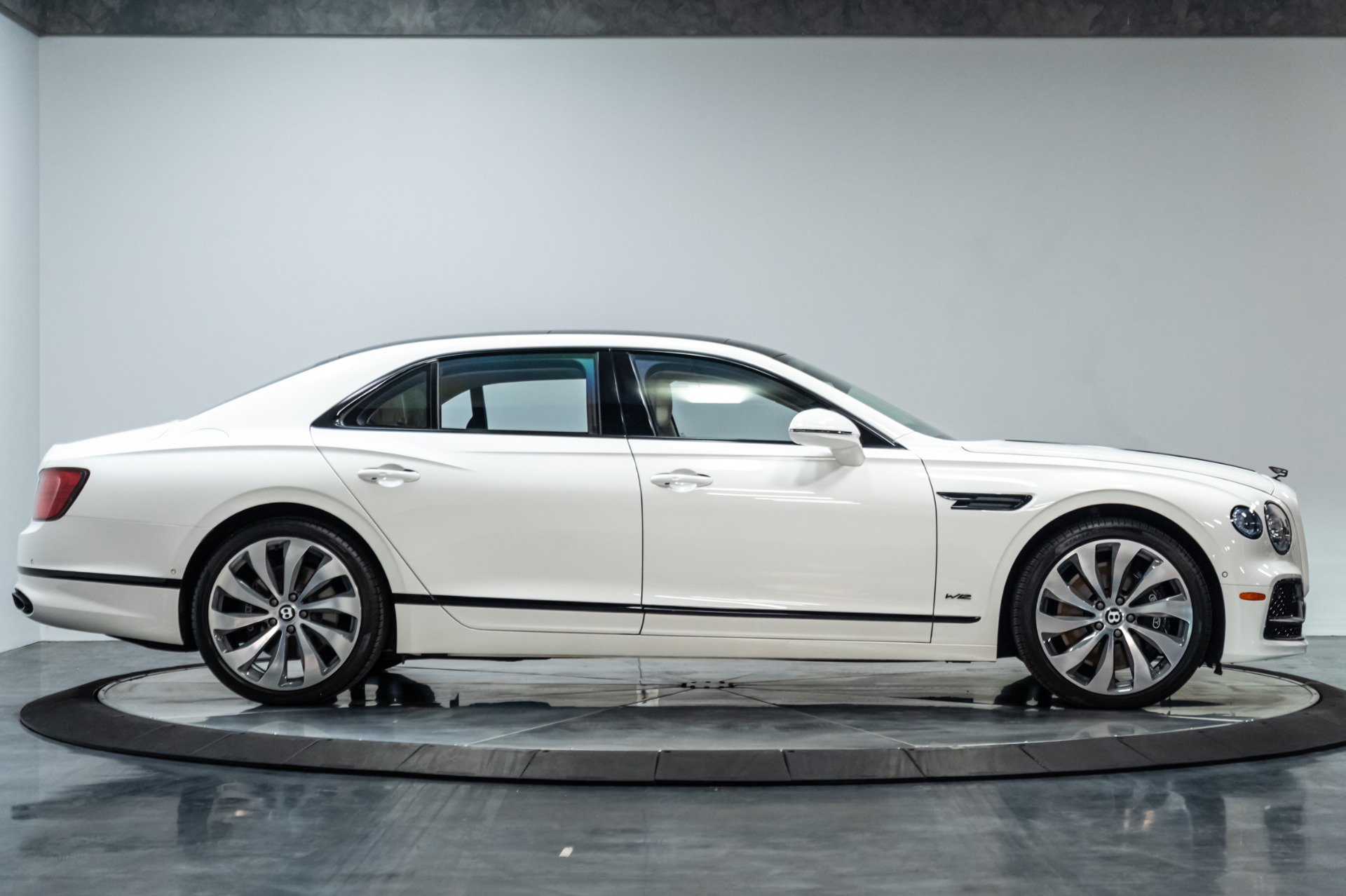 Used 2021 Bentley Flying Spur W12 AWD/4WD image 20