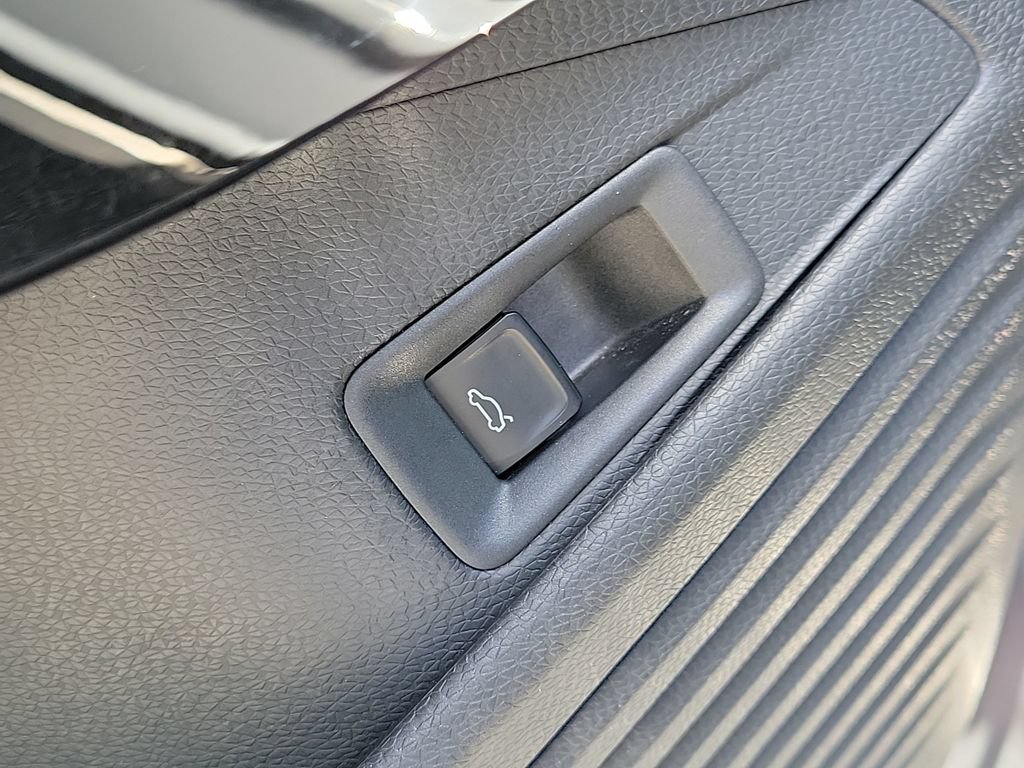 Certified 2024 Volkswagen ID.4 S RWD image 19