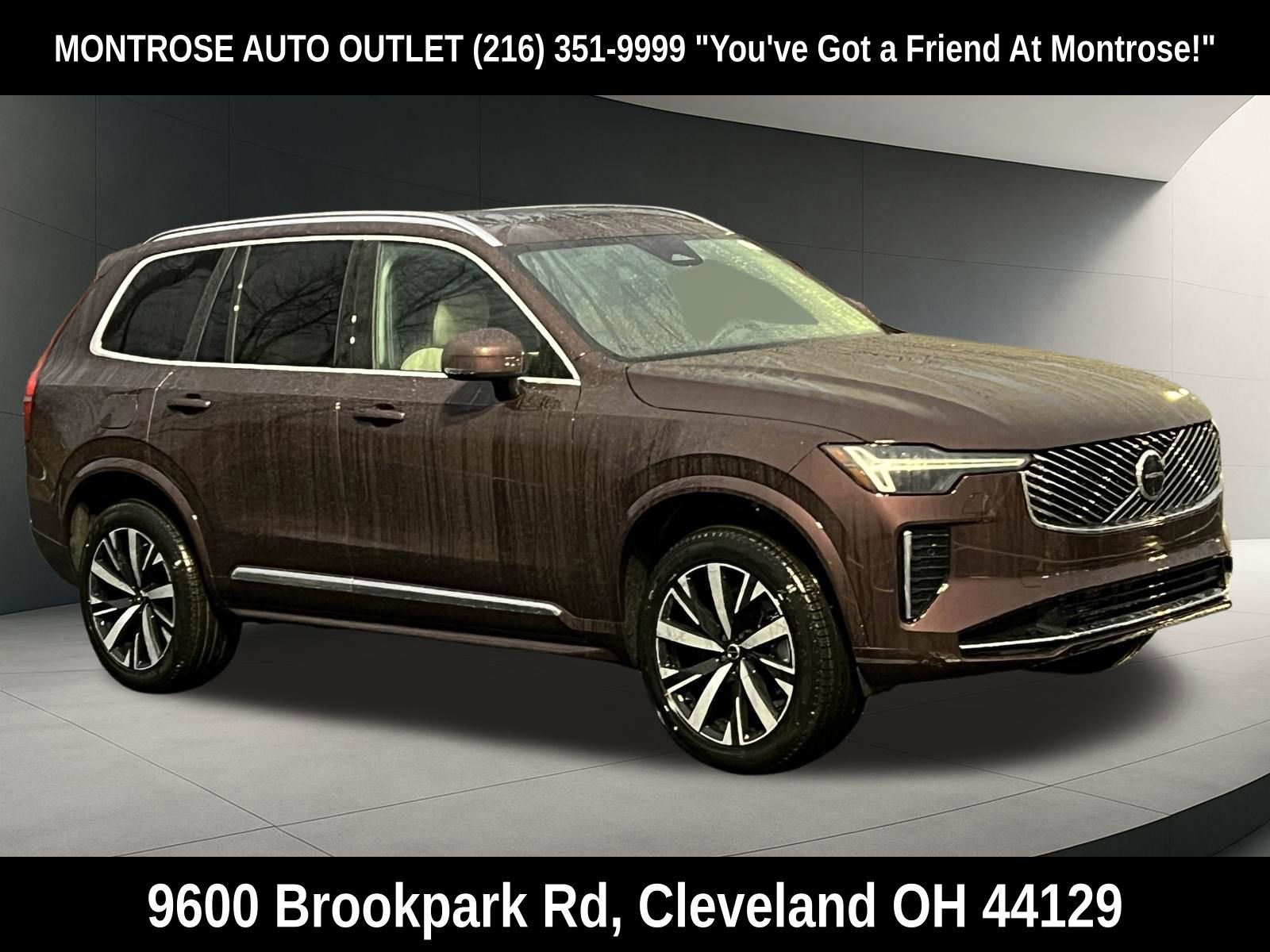 New 2026 Volvo XC90 B5 Plus w/ Protection Package Premier image 7