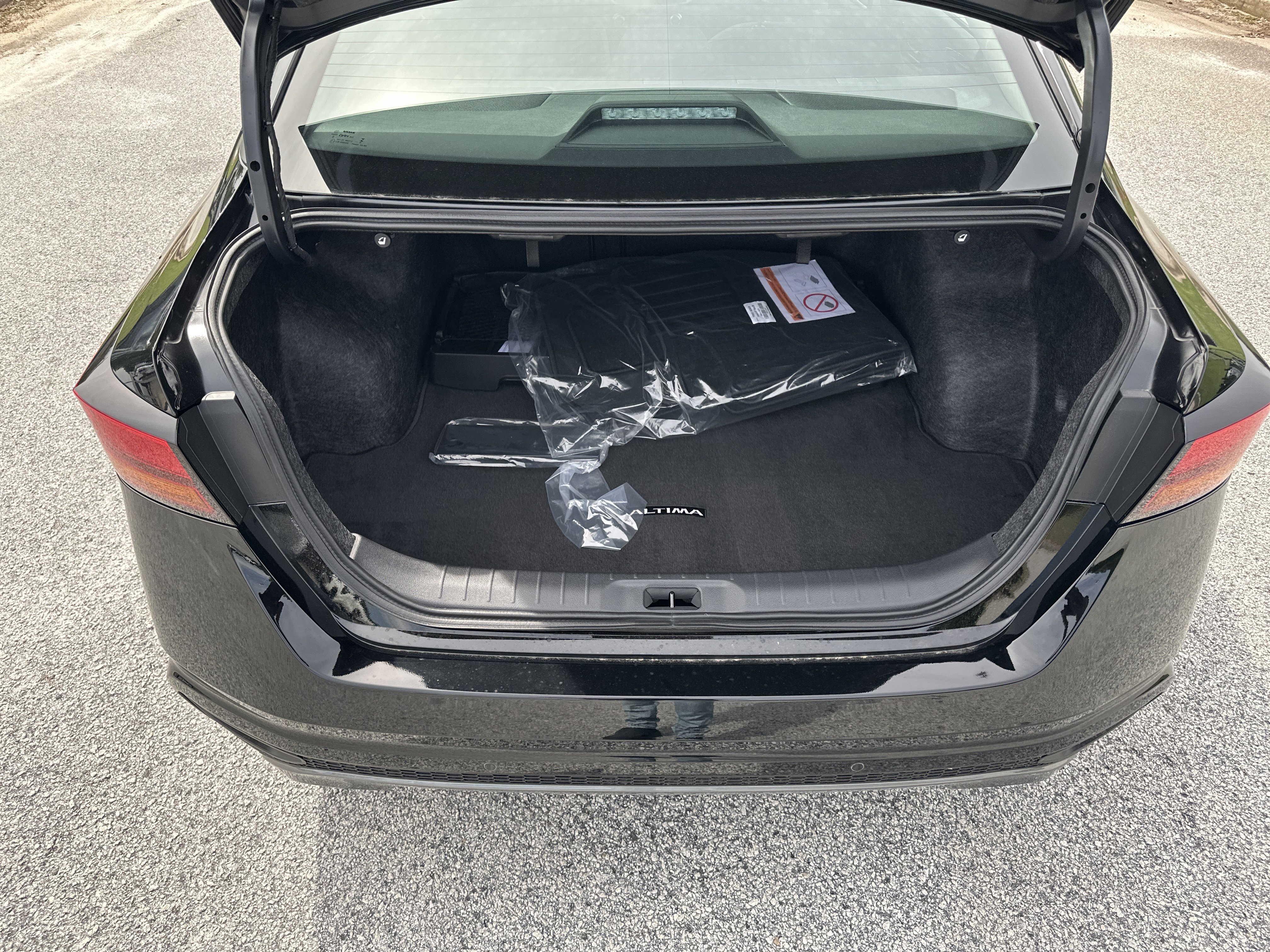 New 2026 Nissan Altima 2.5 SV FWD image 18