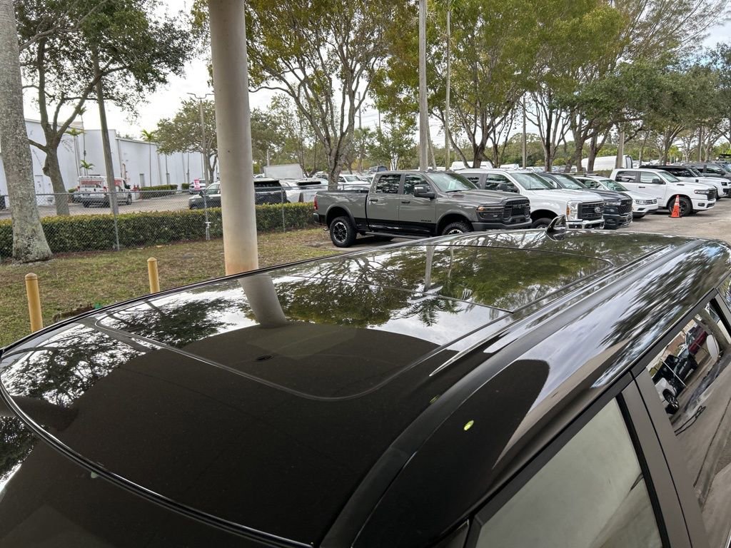 New 2026 Mitsubishi Outlander SE image 17