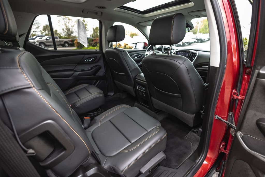Used 2020 Chevrolet Traverse RS AWD/4WD image 34