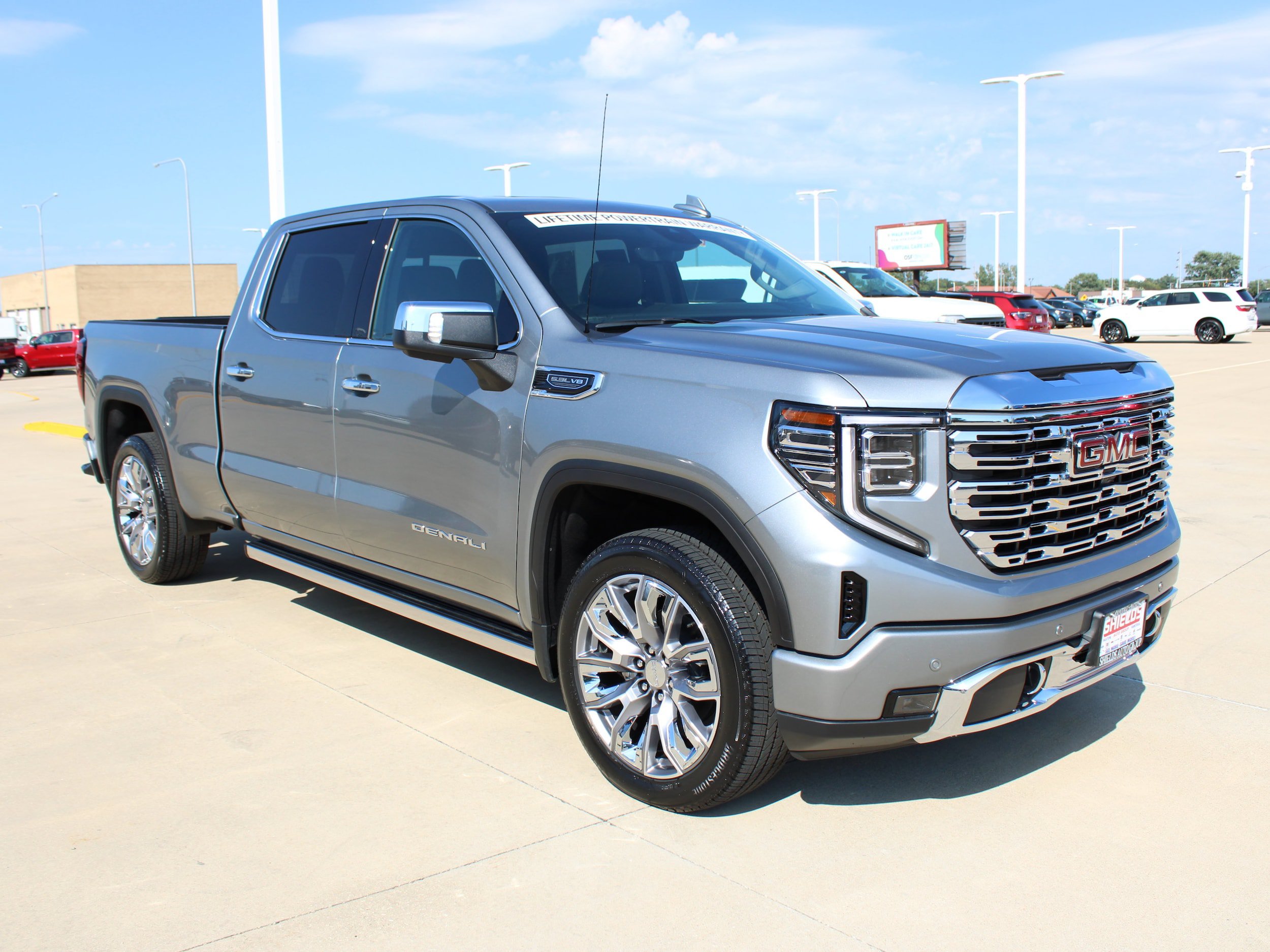 Used 2026 GMC Sierra 1500 Denali w/ Denali Reserve Package AWD/4WD image 11