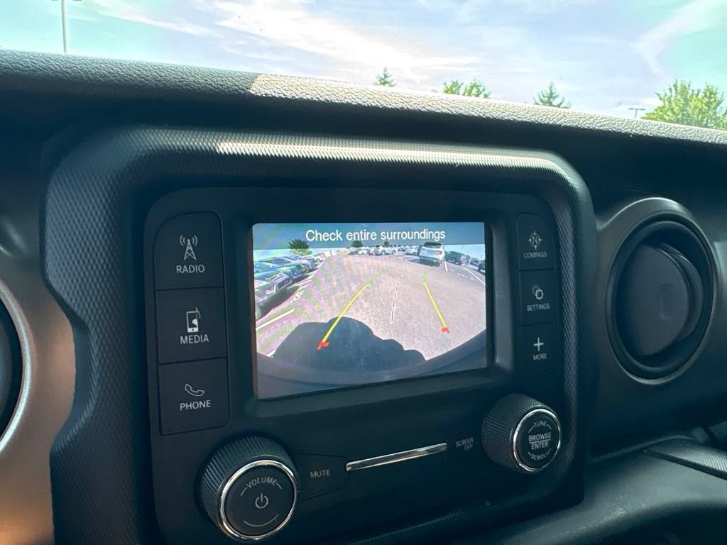 Used 2020 Jeep Wrangler Unlimited Sport AWD/4WD image 23