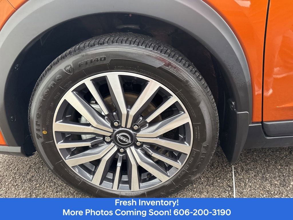 Used 2023 Nissan Kicks SV image 10