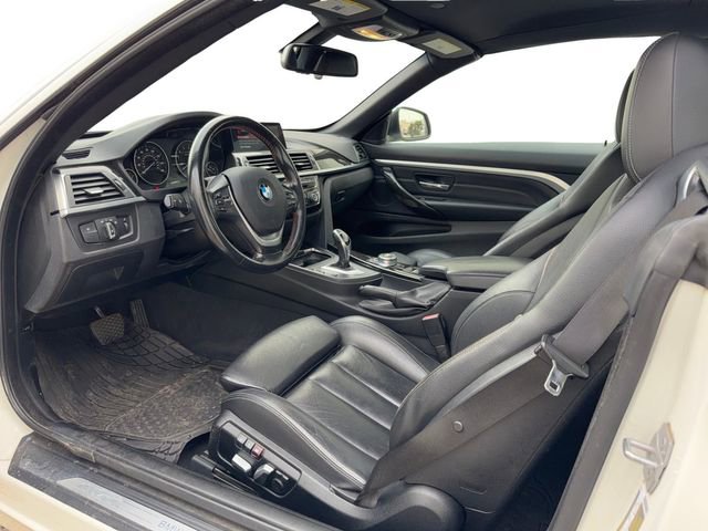 Used 2018 BMW 430i Convertible image 10