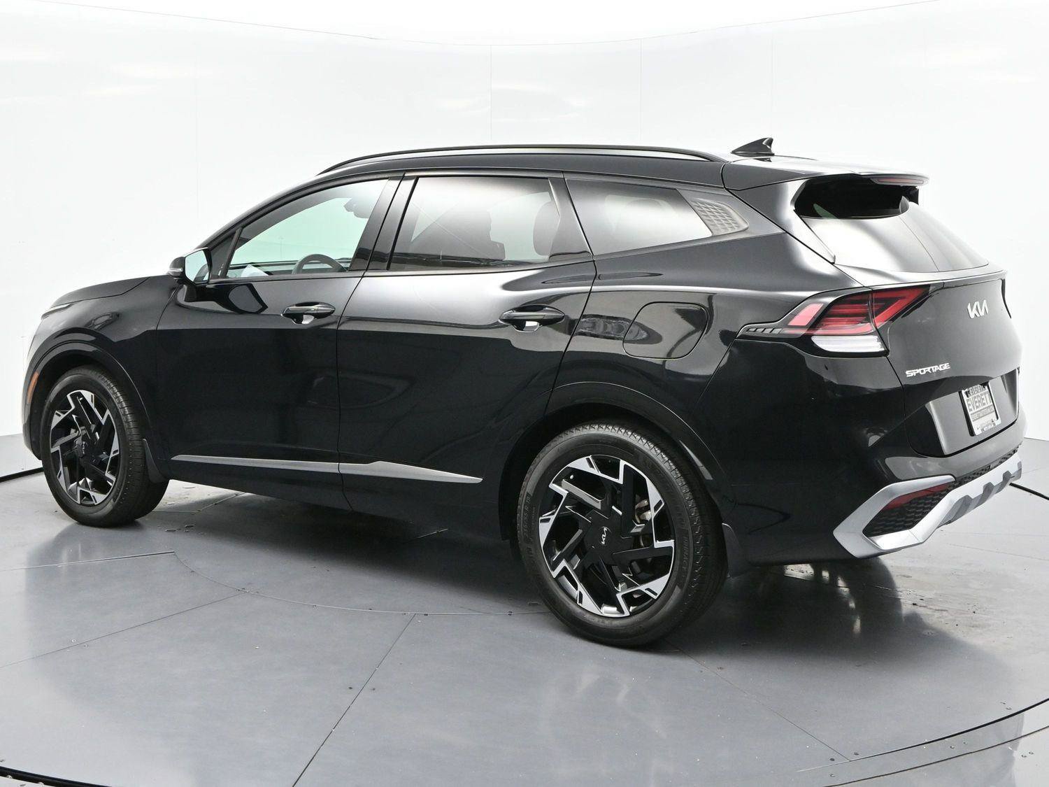 Used 2024 Kia Sportage SX FWD image 5