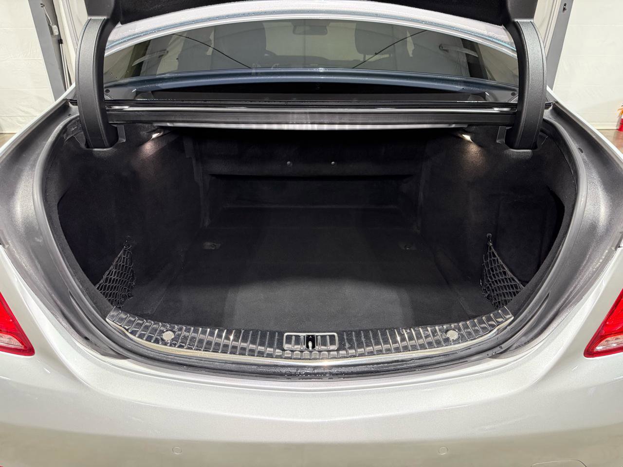 Used 2015 Mercedes-Benz S 550 Sedan w/ Premium 1 Package image 41