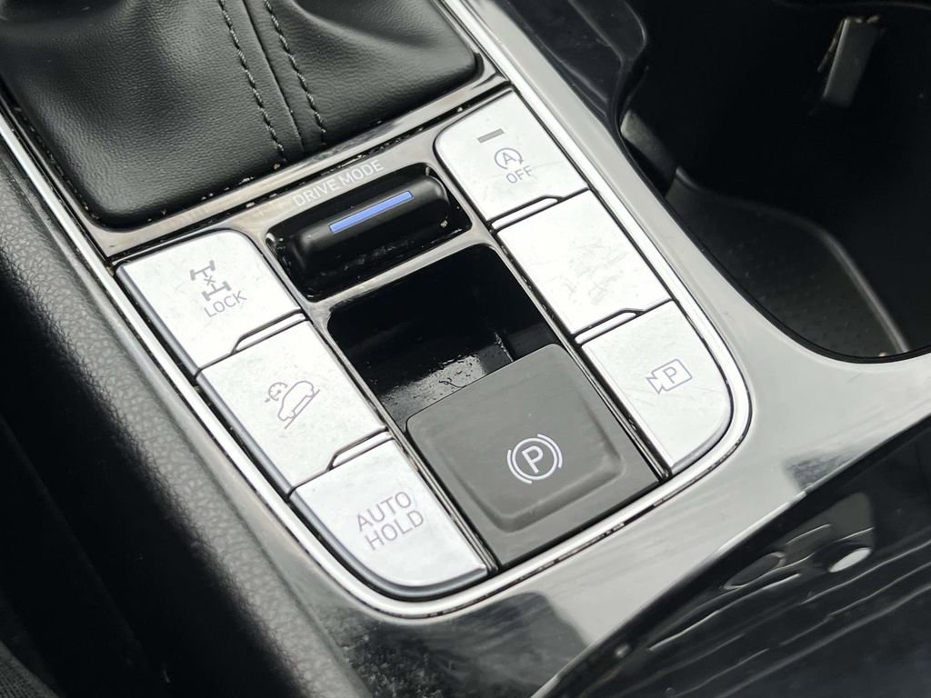 Certified 2025 Hyundai Tucson SE AWD/4WD image 31