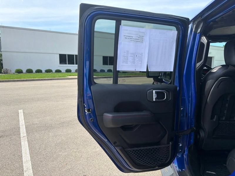 Used 2020 Jeep Wrangler Unlimited Rubicon w/ LED Lighting Group AWD/4WD image 11