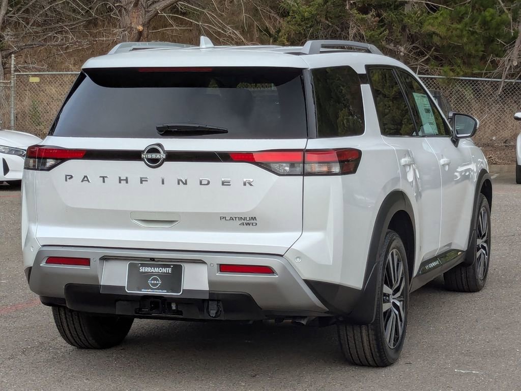 New 2025 Nissan Pathfinder Platinum w/ Cargo Package image 10