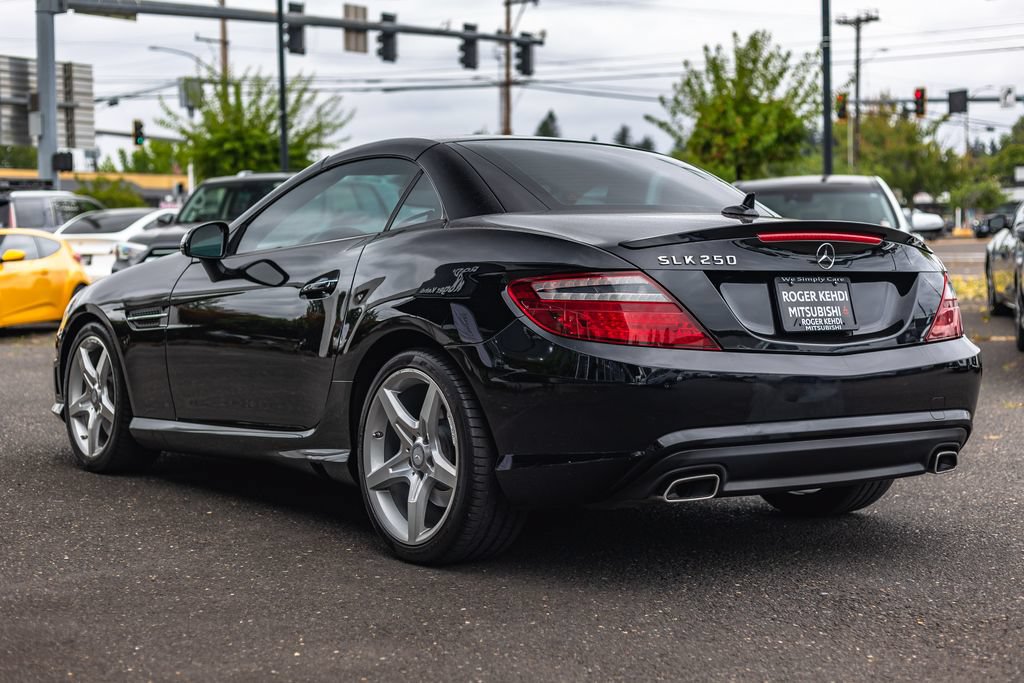 Used 2012 Mercedes-Benz SLK 250 image 9